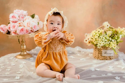 阳江五个月的宝宝可以坐吗